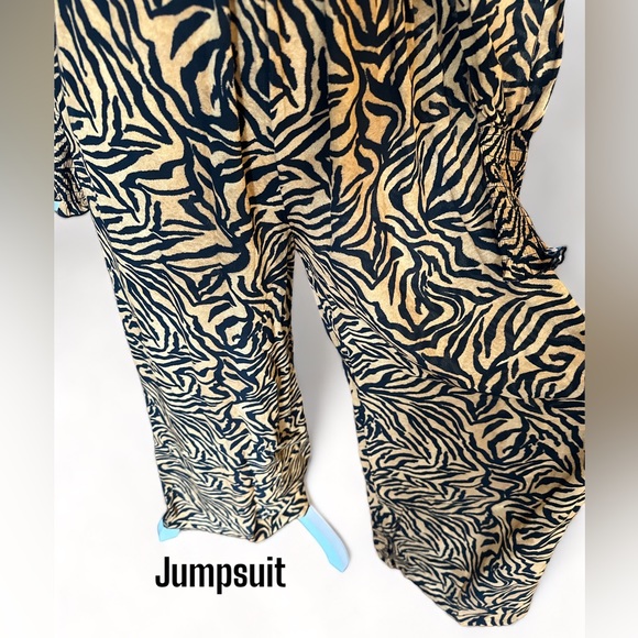 NWT Anthropologie Kachel Tiger-Striped Smocked Jumpsuit Size 4 - Picture 6 of 10
